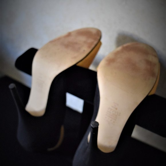 ANDREA - Picture 5 of 5